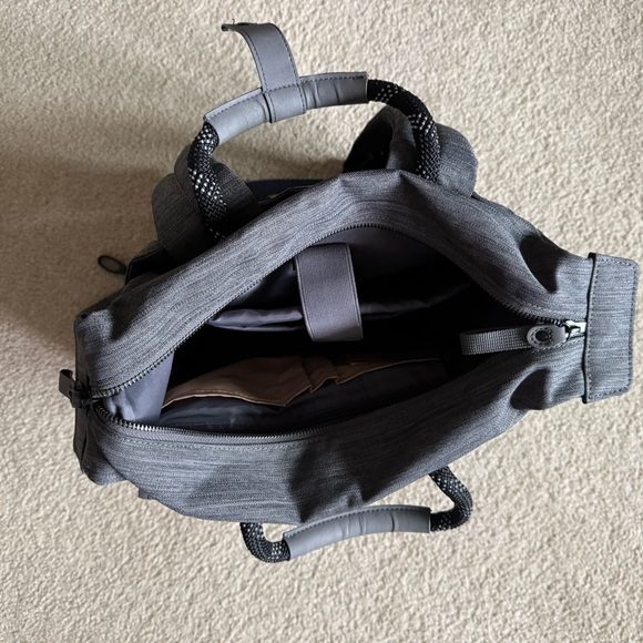 ⭐️ NORDACE Gray Comino Totepack Backpack - Picture 8 of 8